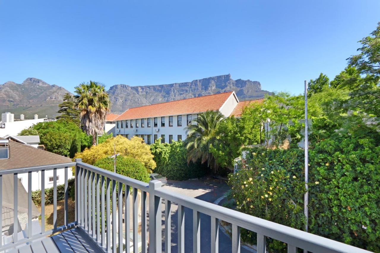 The Parkhouse Hotel Cape Town Room photo